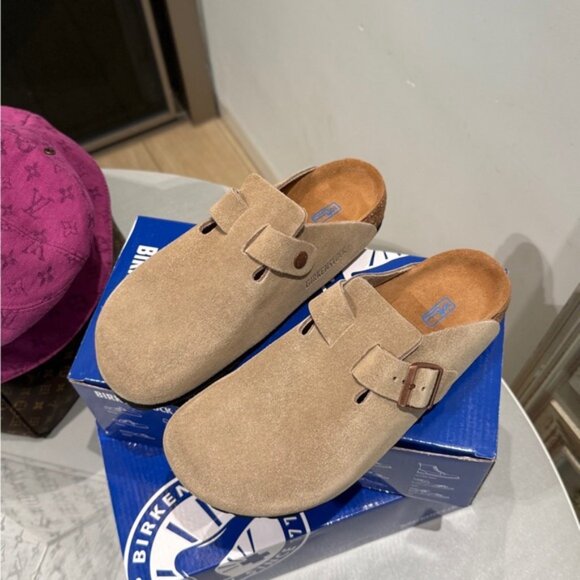 Birkenstock Light Brown Suede Clogs - Picture 5 of 9